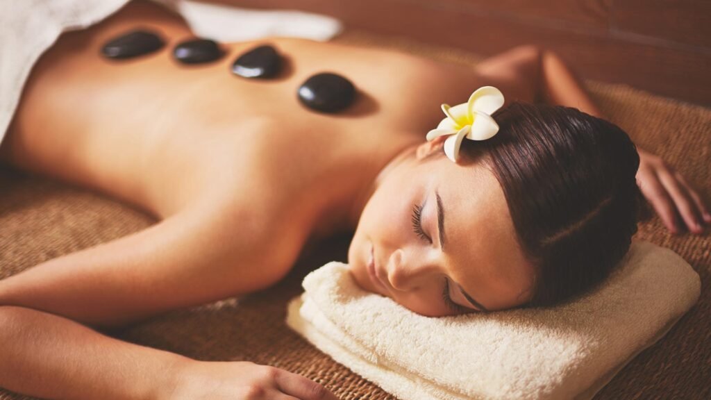 Masaje relajante con piedras